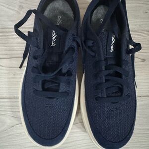 Allbirds Women’s Dark Blue Sneakers
